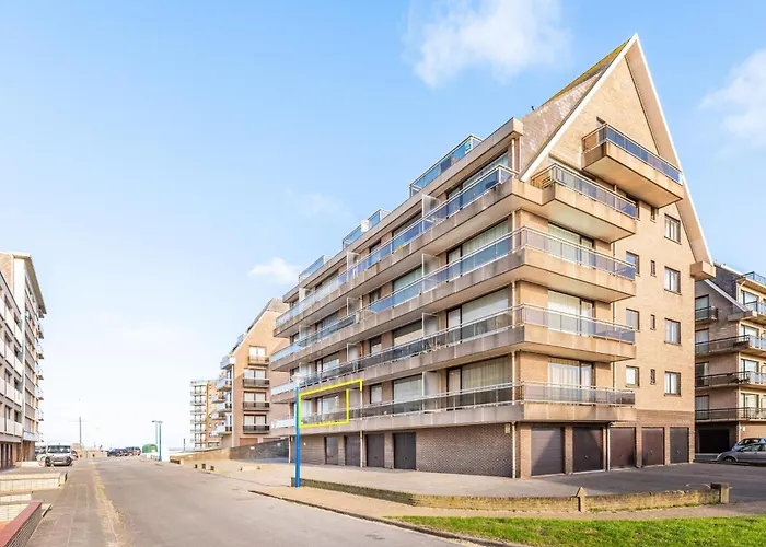 Permieres Loges Apartment